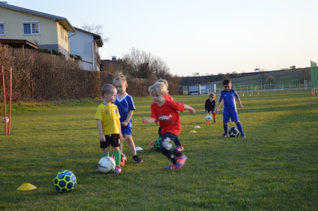 Trainingsstart beim Nachwuchs-U7-2-SK Enns